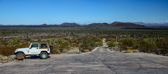El Pinacate y Gran Desierto de Altar Biosphere Reserve - parking at the El Elegante crater
