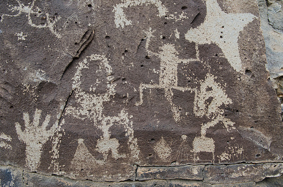 Santa Fe - La Cieneguilla petroglyph site
